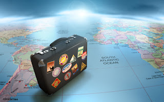 чемодан на карте мира