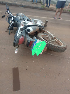 RONCADOR: MOTOCICLISTA FICA FERIDO EM ACIDENTE NA RUA CURITIBA 