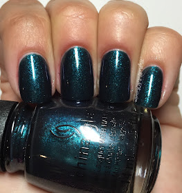 China Glaze Wishes; Don't Get Elfed Up