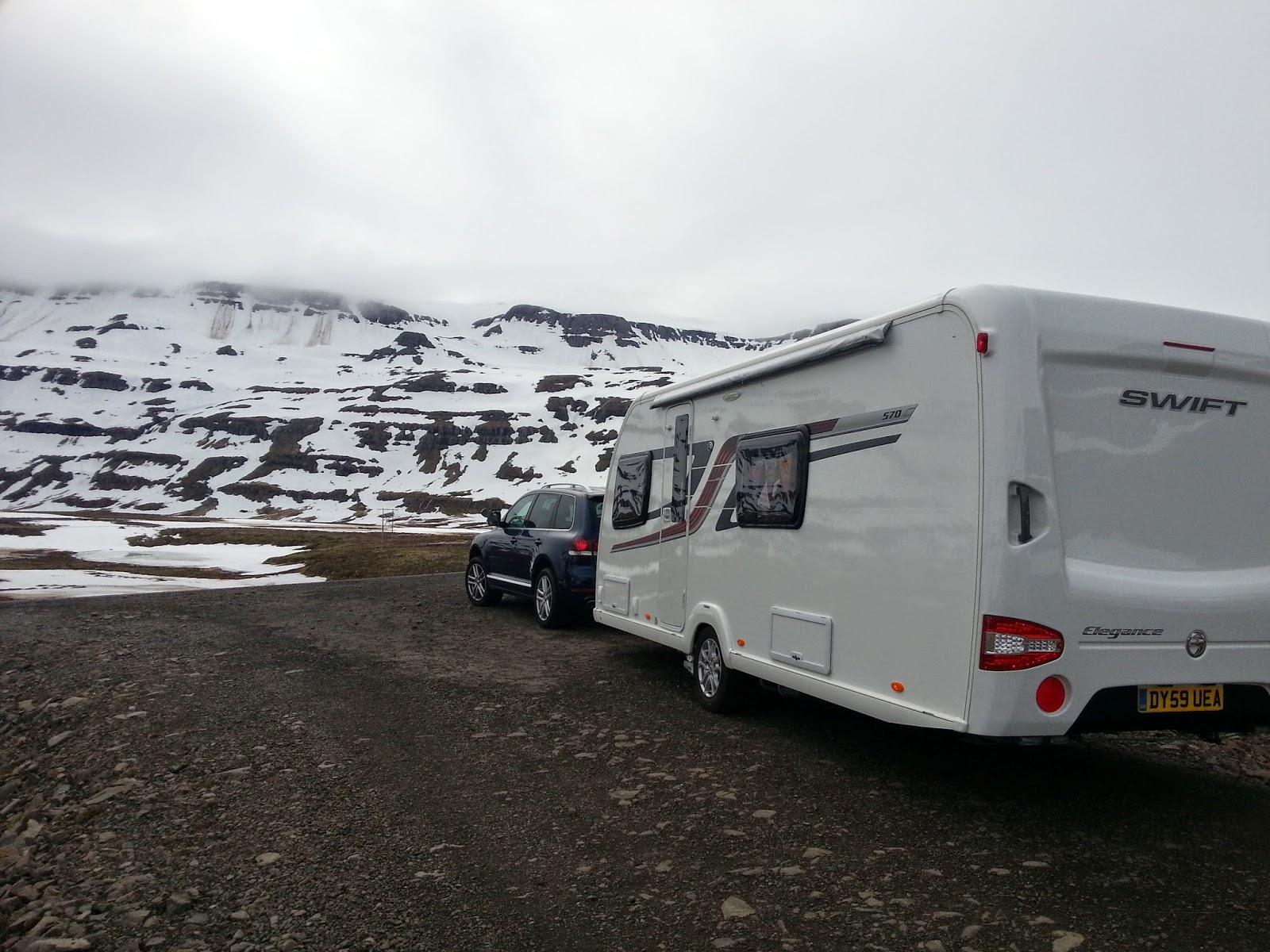 Iceland By Caravan And A Touareg Elegance 570 Review