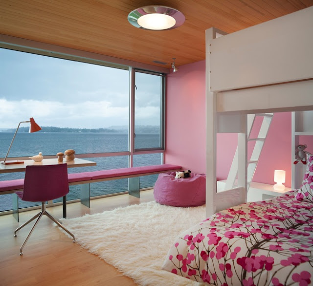 Picture of pink girls room overlooking the ocean