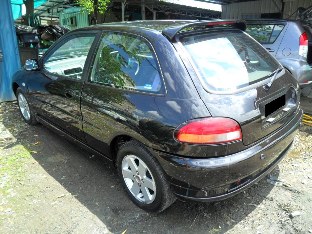 KERETA UNTUK DI JUAL: PROTON SATRIA 1.3 (M), Year 2004