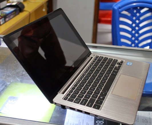 Jual Laptop Bekas Asus Vivobook S200e  Jual Beli Laptop 