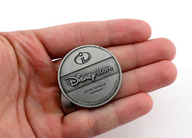 incredibles 2 disney store fan thursday collector coin 