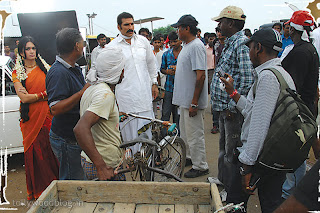 Theenmaar Telugu Movie Working Stills Pawan Kalyan Trisha Kriti