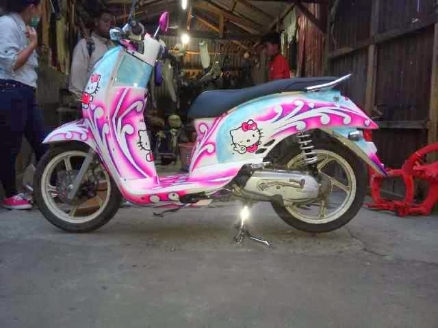 Agay Airbrush SCOOPY HELLO KITTY