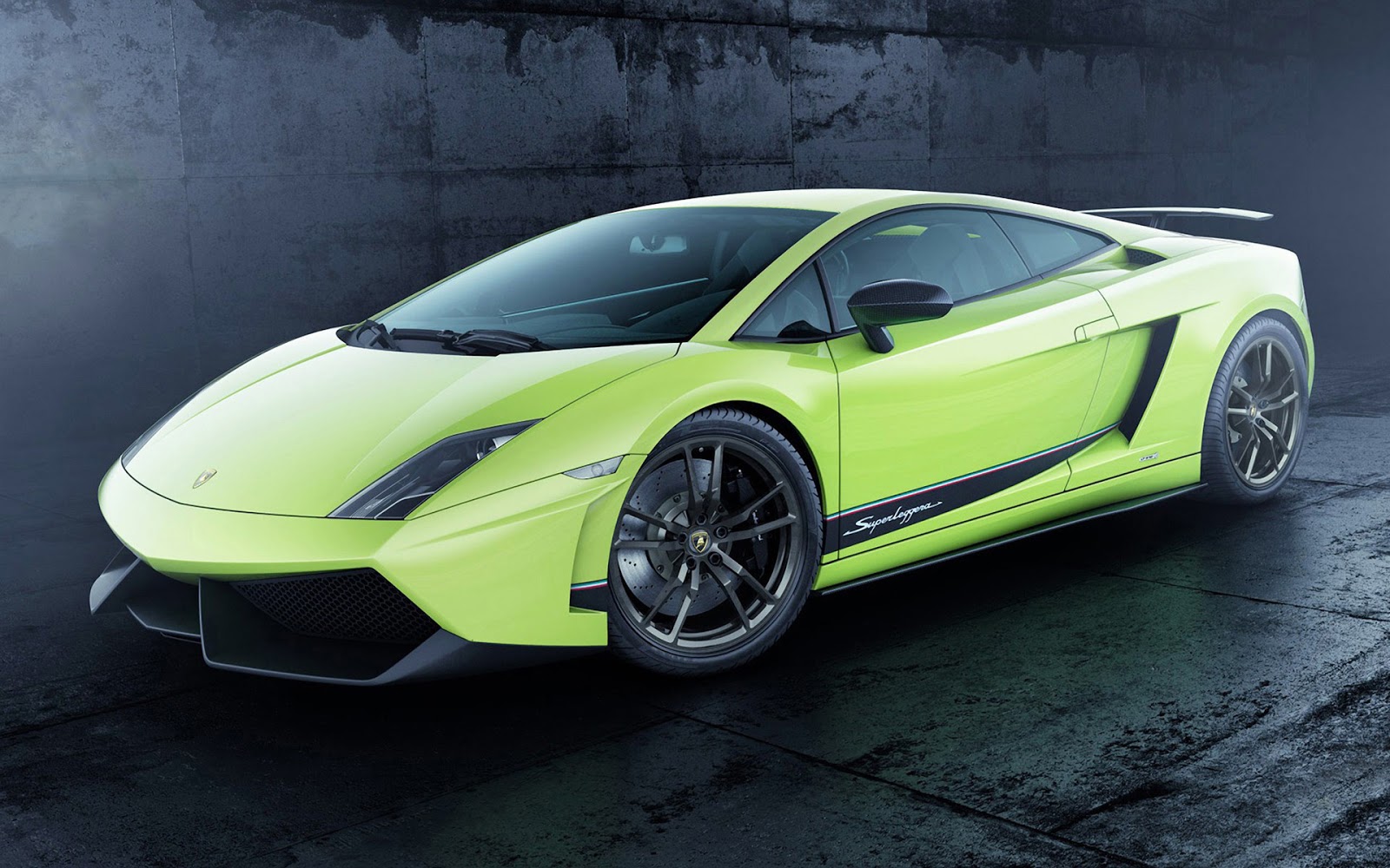My Wallpaper Collection: Lamborghini in Stylish Green Wallpapers
