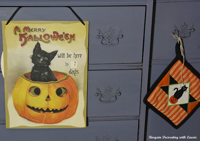 Halloween Decor-Bargain Decorating with Laurie