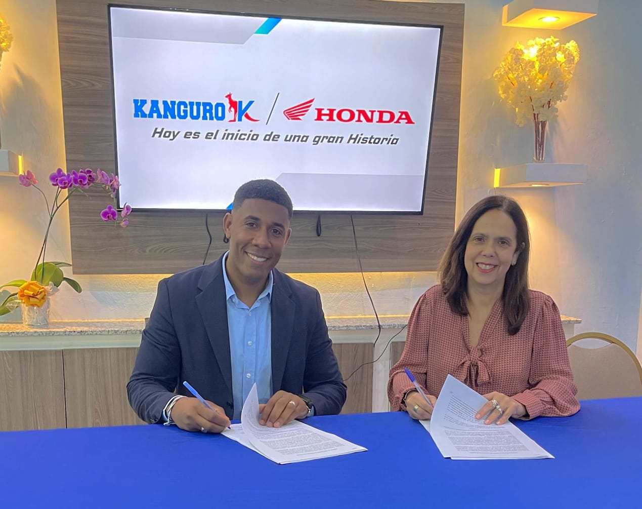 Consorcio Financiero Kanguro y Honda firman acuerdo de colaboración