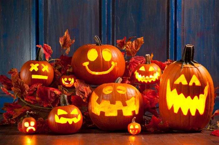 Beautiful Outdoor Halloween Pumpkin Lights