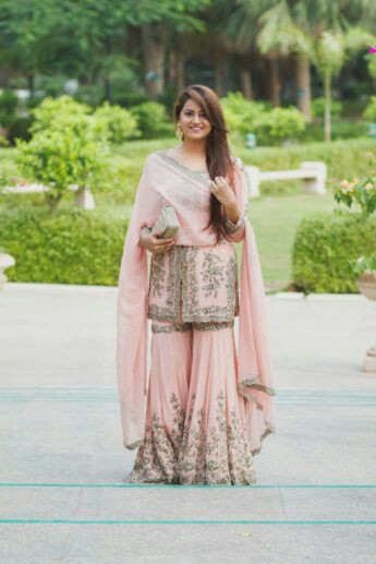 40 Trendy Sister Of Bride Outfit Ideas Indian Wedding Dresses For Bride S Sister Bling Sparkle
