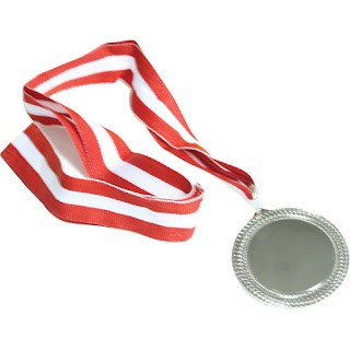 Yuxuda Gümüş Medal Görmek