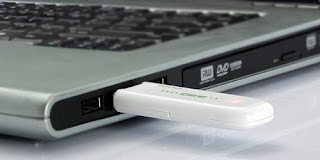 Kiat Memilih Modem Internet USB