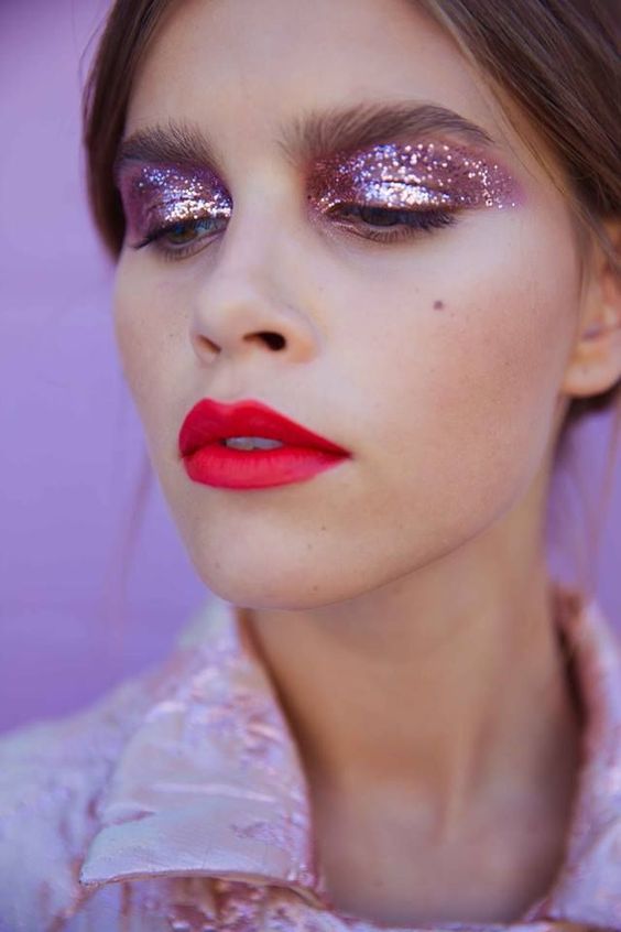 Best 25+ Glitter eye ideas