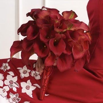 red wedding bouquet