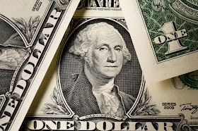Dolar AS Tumbang Akibat Ekspektasi Inflasi Lebih Tinggi