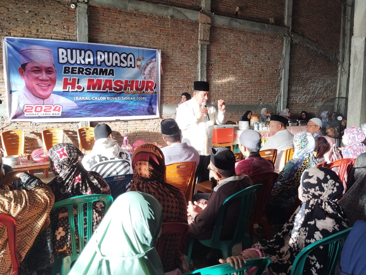 Roadshow Bakal Calon Bupati Sidrap H Mashur  Berakhir di Kecamatan Maritengngae