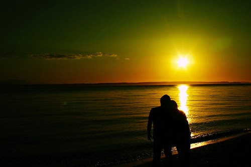 Imagenes parejas enamoradas en la playa - Imagui