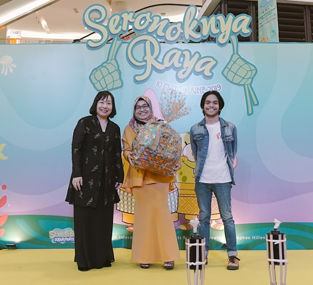 SpongeBob SquarePants, Patrick Star, Seronoknya Raya, Paradigm PJ, Paradigm JB, gatewat@klia2, raya 2019, malaysia shopping mall, shopping mall raya decor lifestyle 