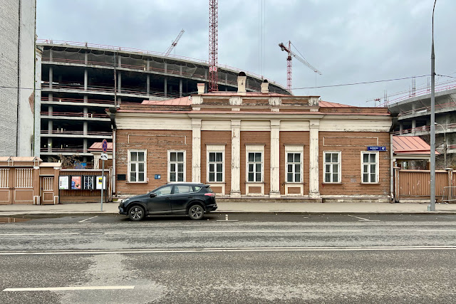 улица Щепкина, строящийся спортивный комплекс «Олимпийский», Дом-музей Михаила Щепкина улица Щепкина, строящийся спортивный комплекс «Олимпийский», Дом-музей Михаила Щепкина