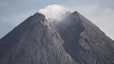 Virus corona: Banjir dan letusan gunung berapi jadi ancaman nyata di tengah wabah, pemerintah 'masih bahas pembicaraan awal'