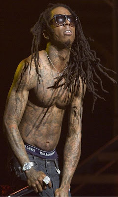 lil wayne shirtless on stage