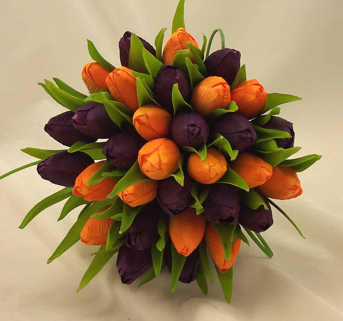 pink and orange wedding cake purple and orange tulip wedding bouquet