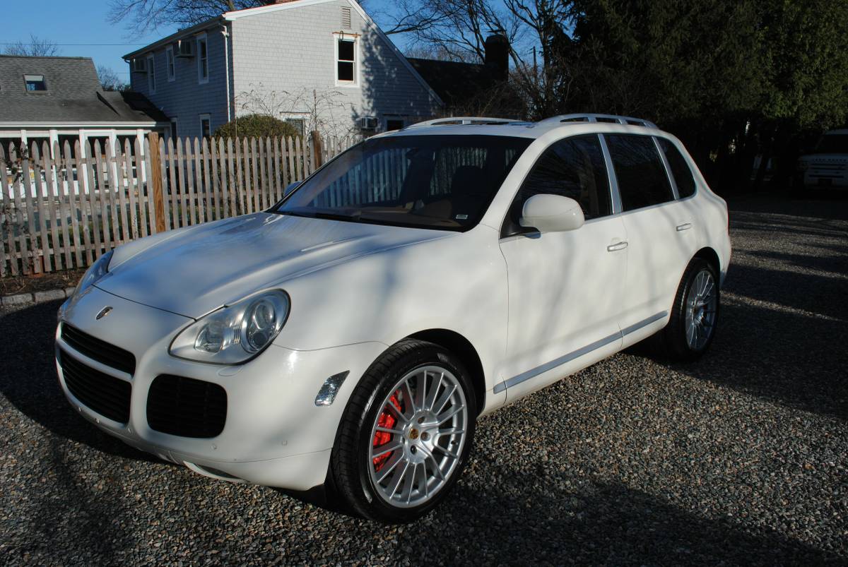 Daily Turismo Moby Dick 2005 Porsche Cayenne Turbo