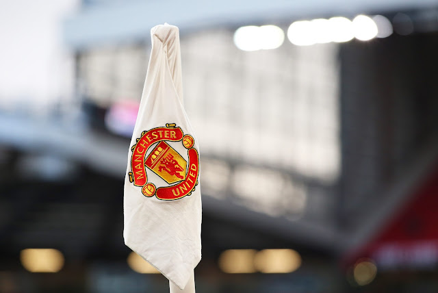 Qatari investors preparing imminent bid for Manchester United – Bloomberg