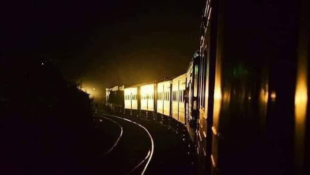 බදුල්ල නයිට් මේල් එකේ ගිය අයකෝ බලමූ 🙌🏽🪴🌱🚂 (Badulla Night Mail) - Your Choice Way
