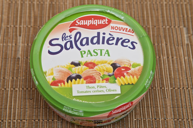 Saladière Pasta Saupiquet  Thon - Olives - Pâtes - Pasta - Olives - Tomates cerise - Fusili - Déjeuner - Conserve - Poisson