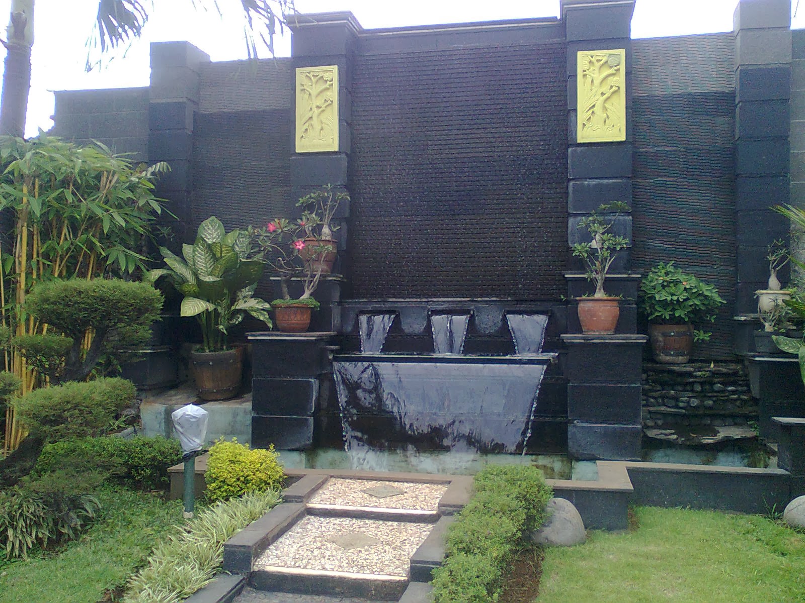 Tukang Taman Dan Jasa Pembuatan Relief Kolam Saung Gazebo Taman