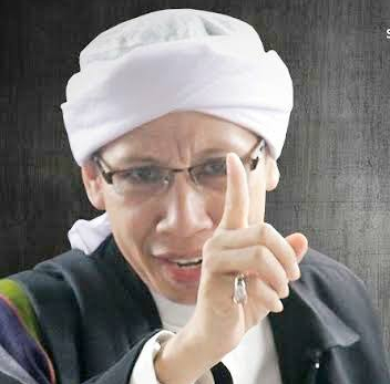 Nikita Mirzani Bilang Tak Apa Masuk Neraka, Buya Yahya: Innalillah, Itu Bencana Besar
