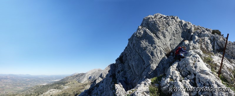 Crestería de la Peña Negra (Sierra del Co)