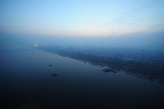 Bình Nhưỡng chìm trong sương mù vào sáng 13.4