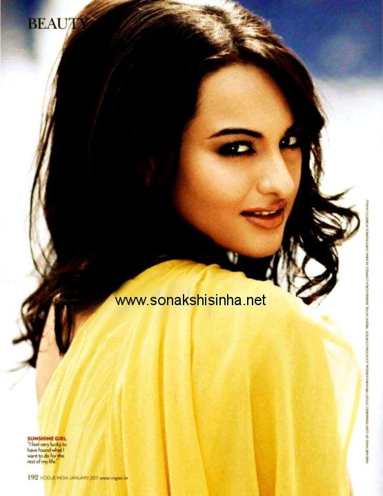 Sonakshi Sinha Hot Real Life Pictures