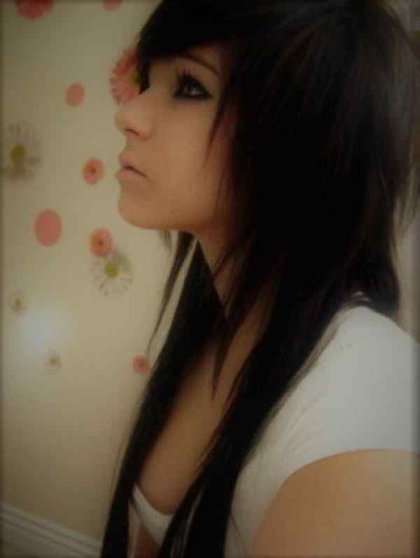 Emo Hairstyles For Long Hair