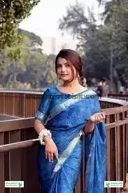 Blue Saree Profile Pic - Blue Saree Wearing Pics, Photos, Pictures - Blue Saree Designs & Prices - blue saree pic - NeotericIT.com - Image no 5