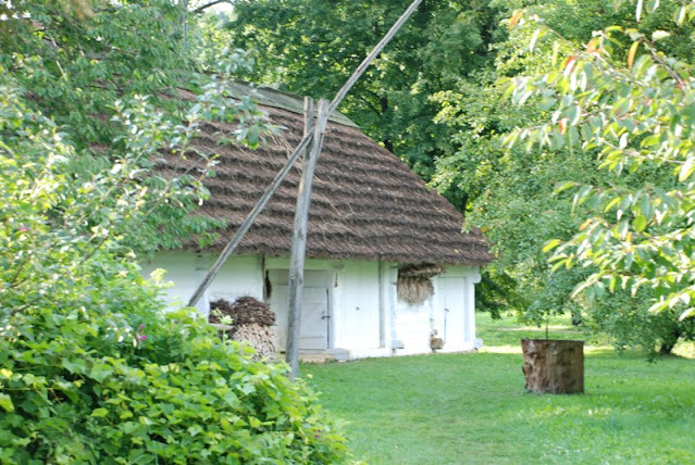 Wiejskie pra-ogródki - skansen w Sanoku