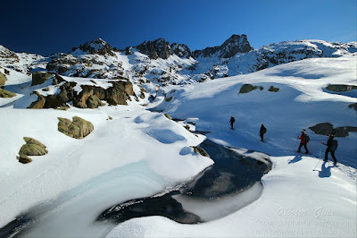 Raquettes à neige dans le Néouvielle, Pyrénées