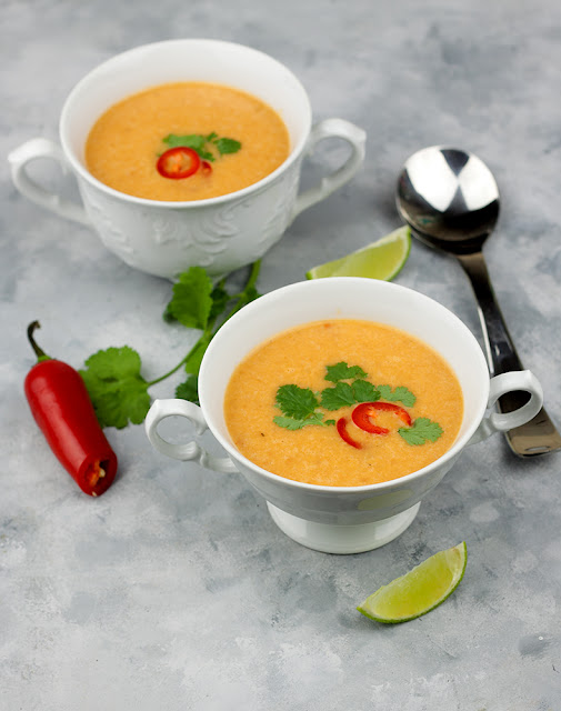 zupa pomidorowa po tajsku