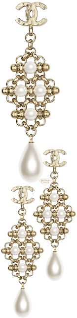 Chanel metal imitation pearl earrings #brilliantluxury