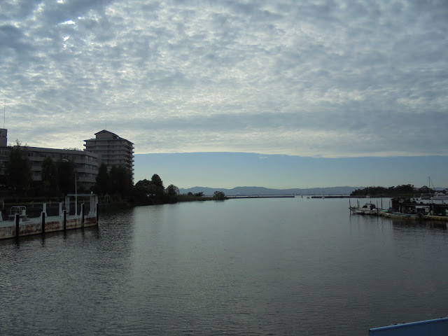 琵琶湖グランドホテルの琵琶湖の岸辺