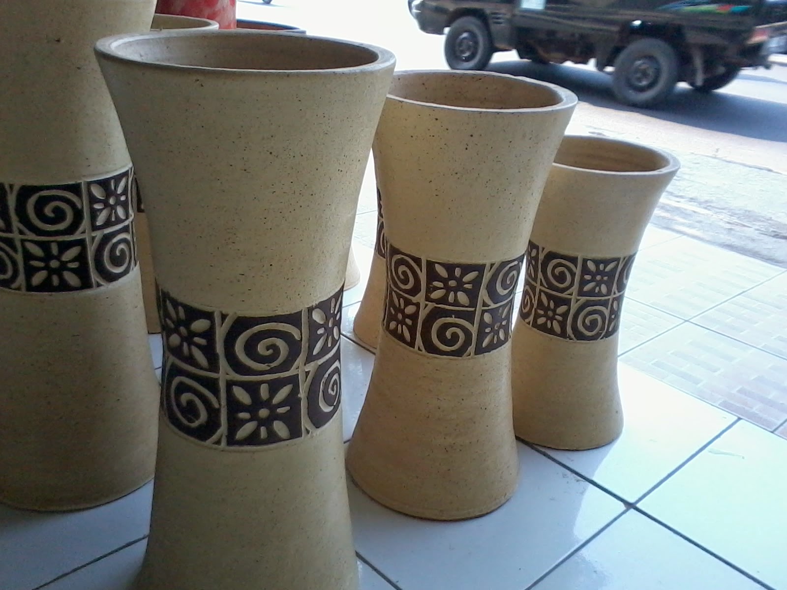 Jual Macam macam Gerabah Keramik Pot Bunga Pot Clay 