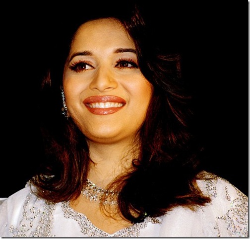 Bollywood-Actress-Madhuri-Dixit (4)