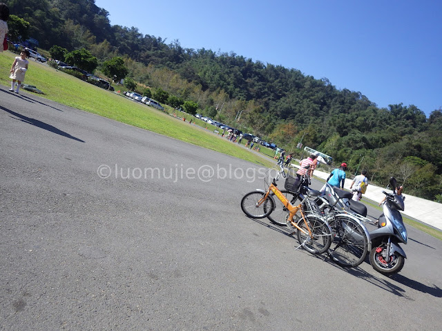 Sun Moon Lake biking