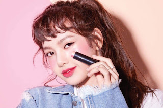180621 Lisa Photo Gallery For Moonshot Cosmetics Pictorial 2018