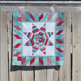 red aqua round robin quilt