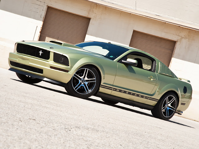 Mustang V6