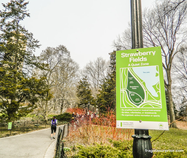 Strawberry Fields no central Parque em Nova York